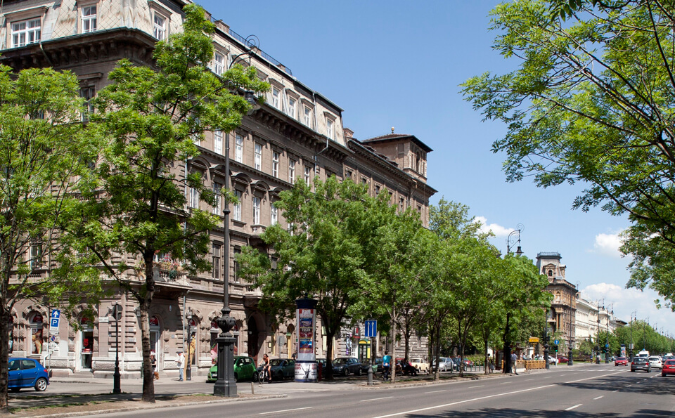 Проспект Андраши. Фешенебельный облик проспекта подарил ему название «Елисейские поля»